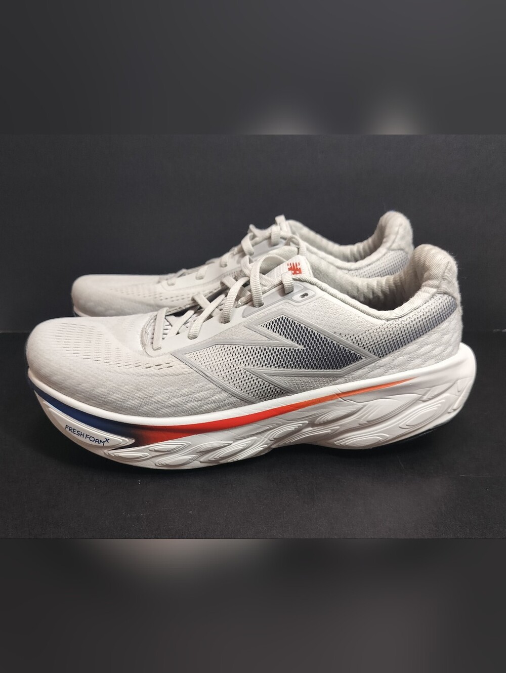 New Balance Fresh Foam X 1080G14 Men's Size 8.5 Grey Running Shoes Pre-owned
